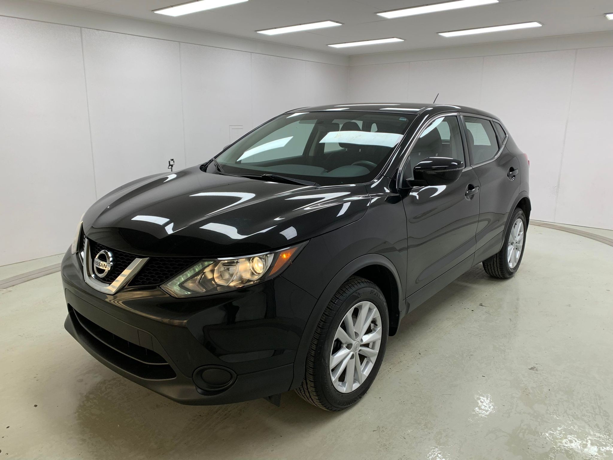 2018 Nissan Qashqai S - 16,507km