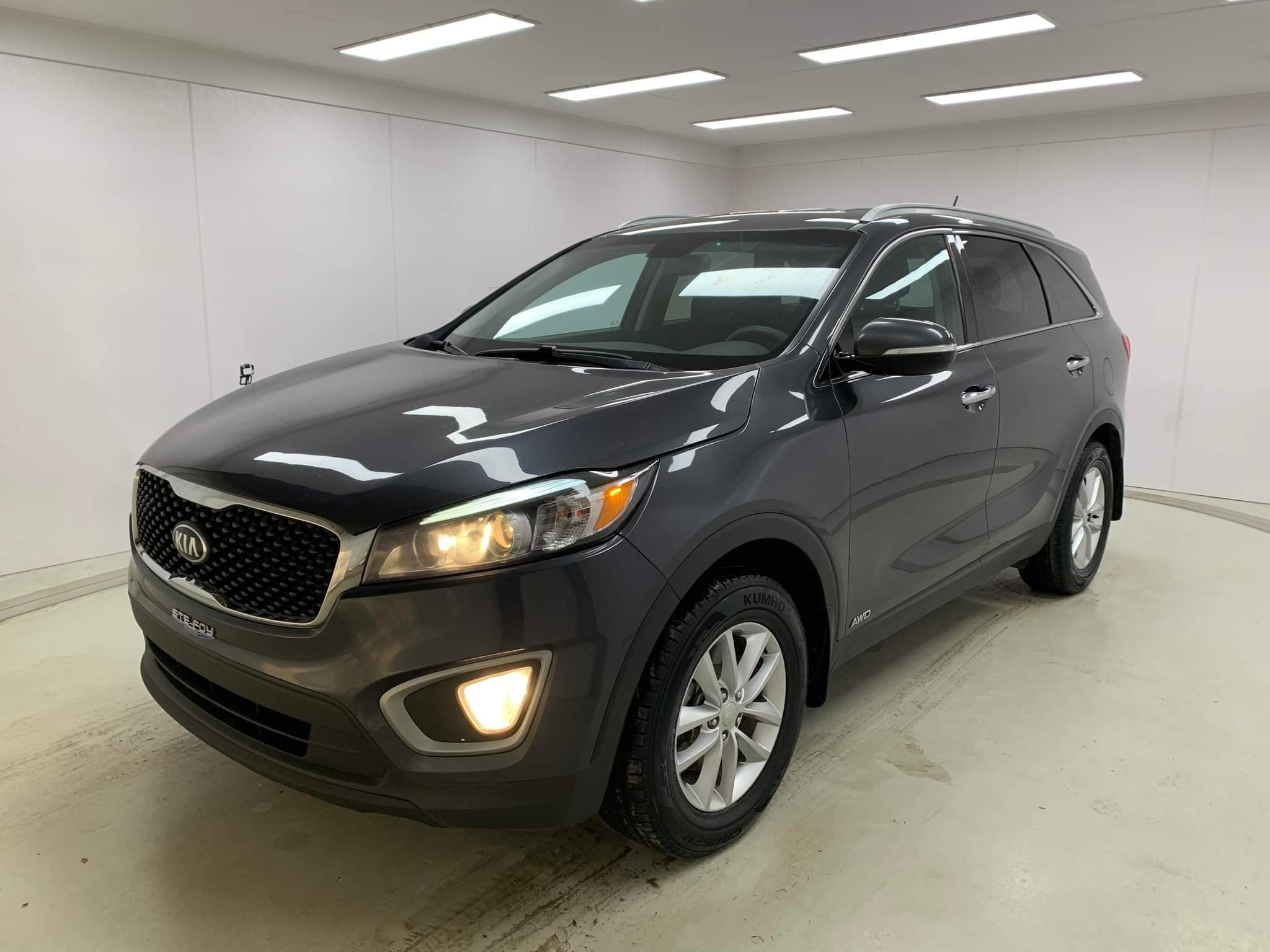 2017 Kia Sorento 2.4L LX - 104,238km