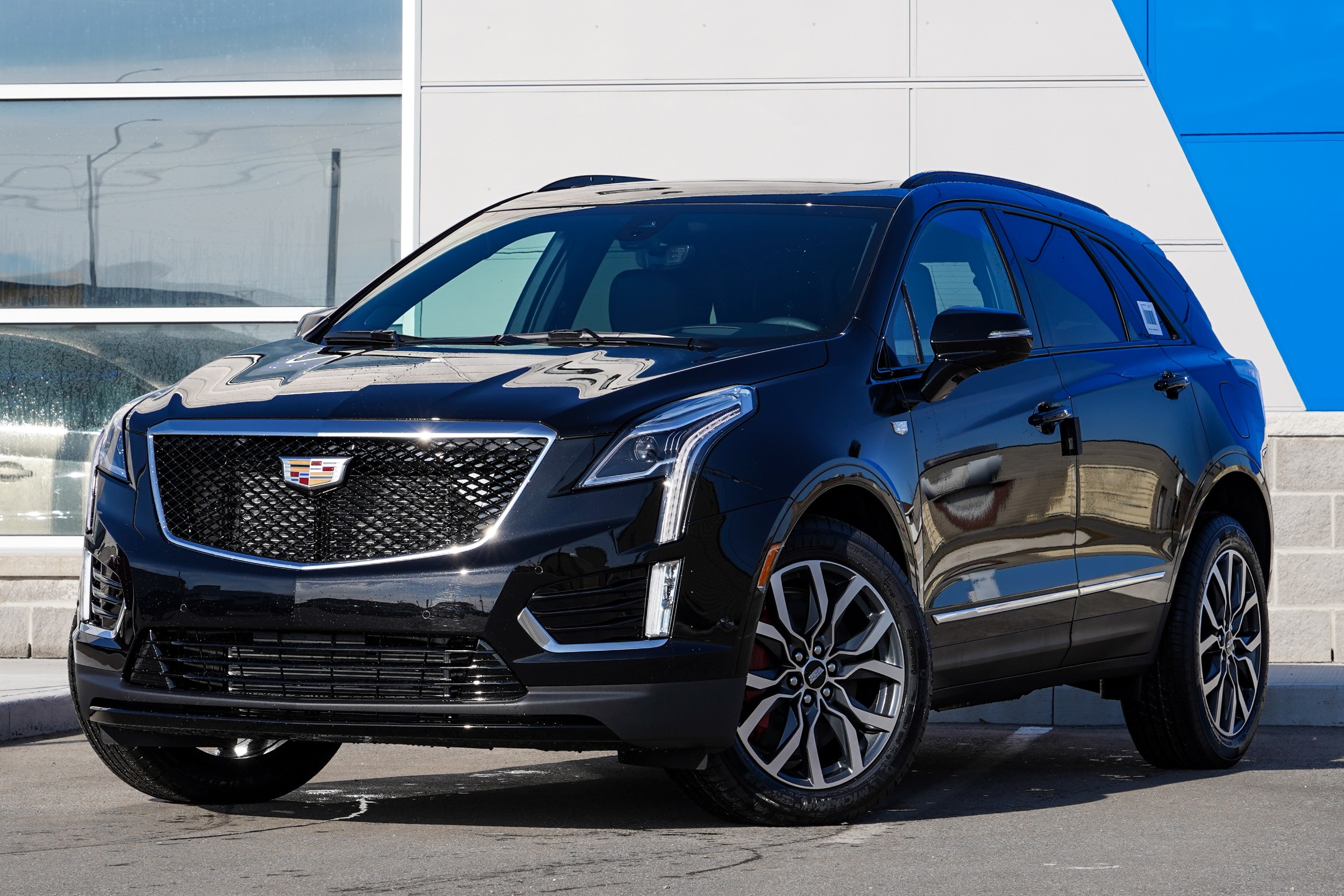 2023 Cadillac XT5 Sport - 2144km