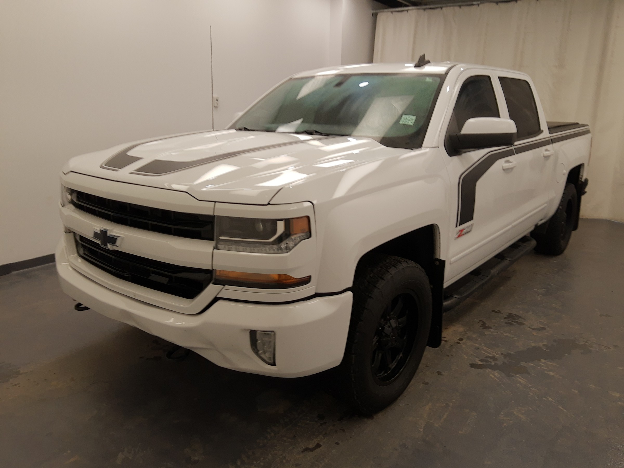 2018 Chevrolet Silverado 1500 1LT - 298,754km