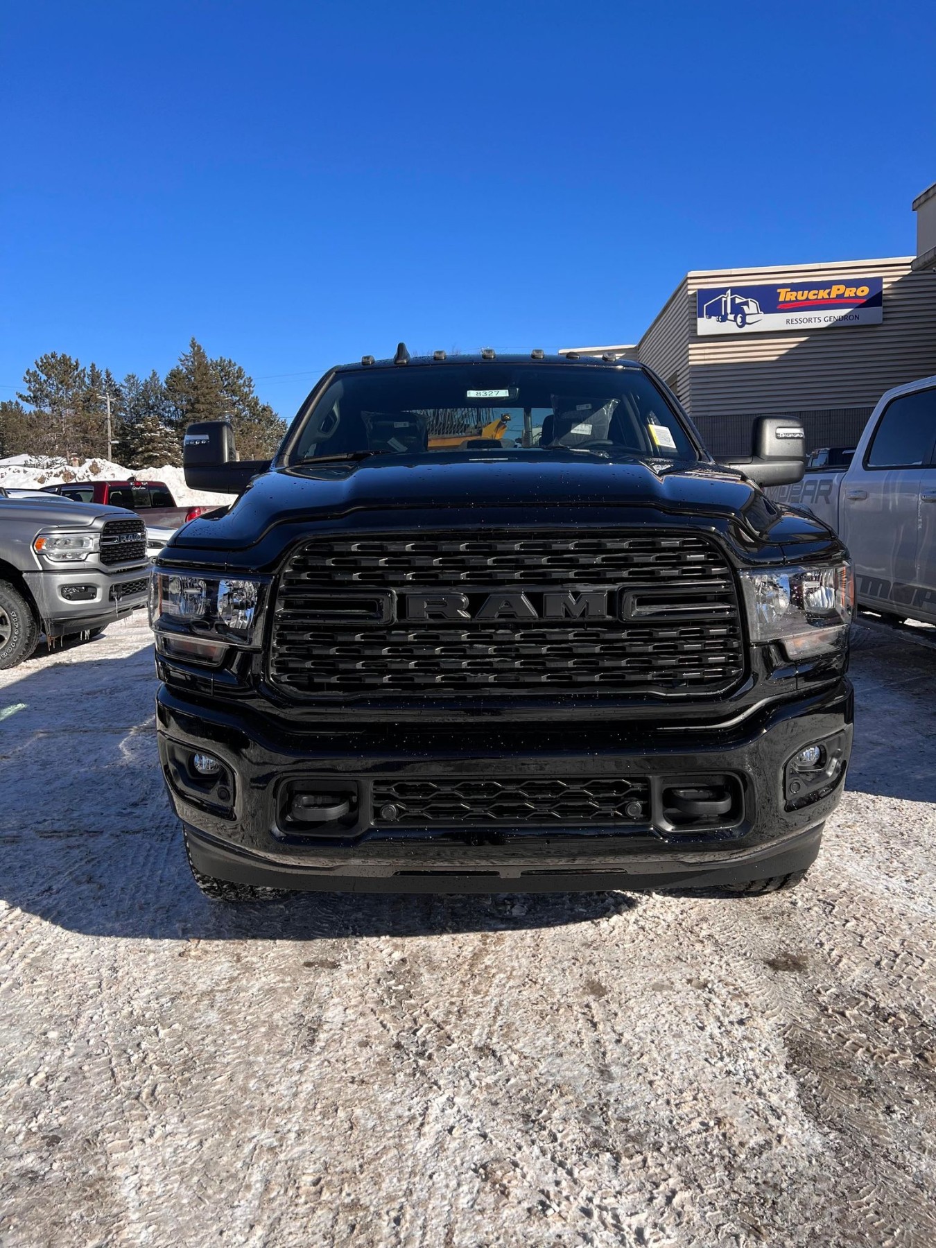 2023 RAM 2500 Big Horn - km