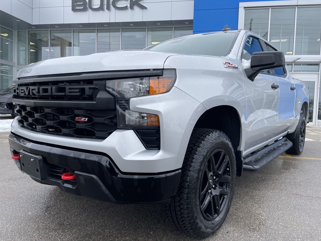 2022 Chevrolet Silverado 1500 Custom Trail Boss - 14,125km