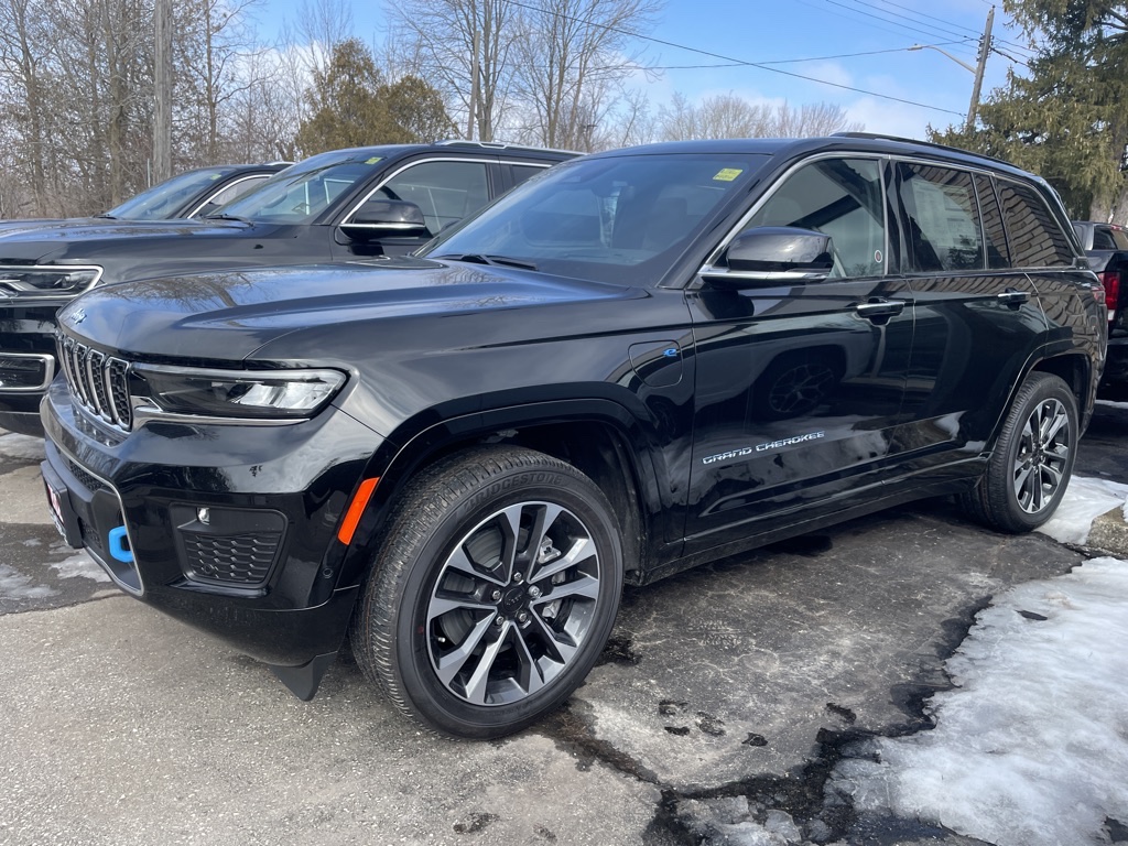 2023 Jeep Grand Cherokee 4xe Overland - km