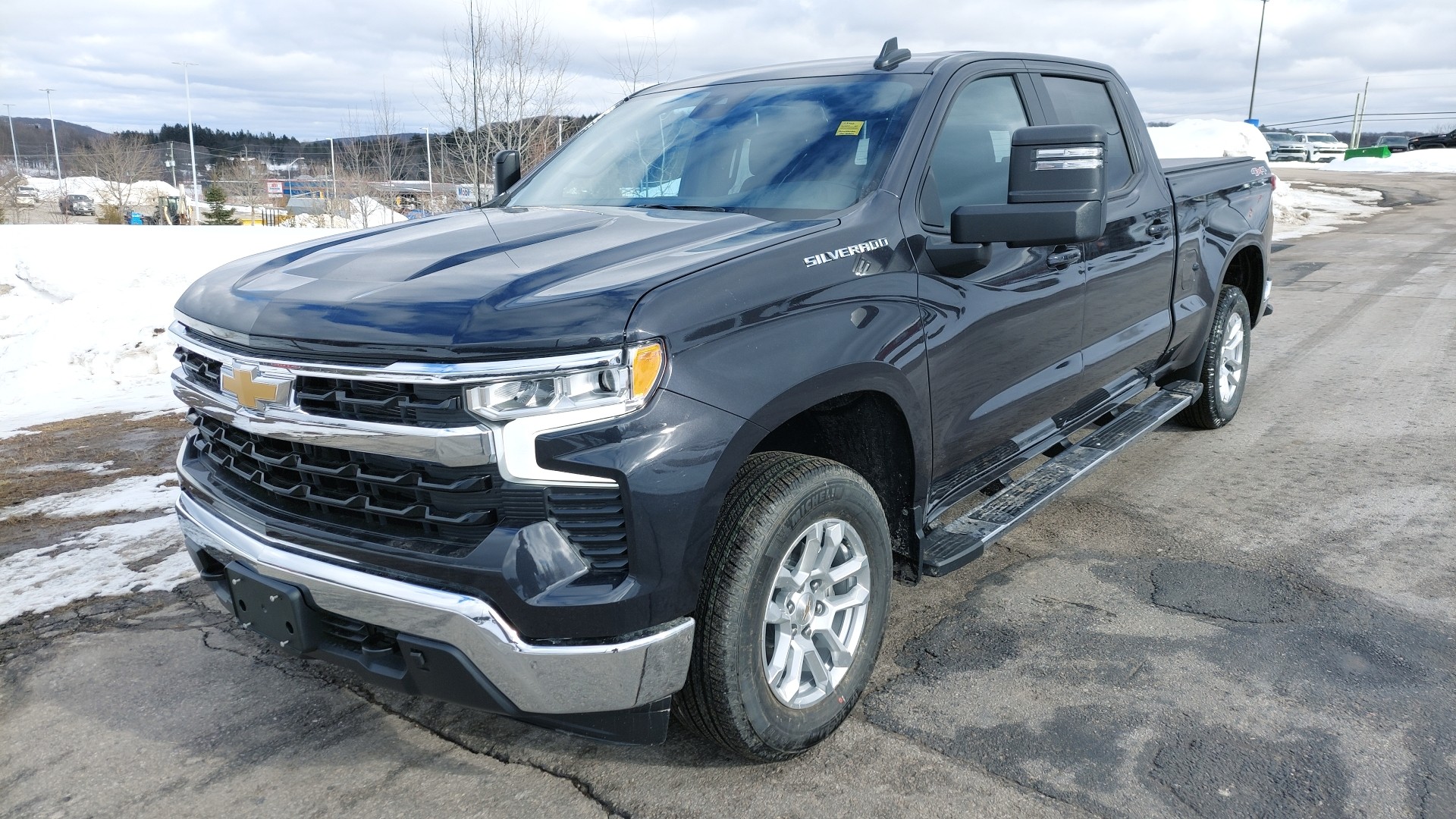 2023 Chevrolet Silverado 1500 LT - 10km