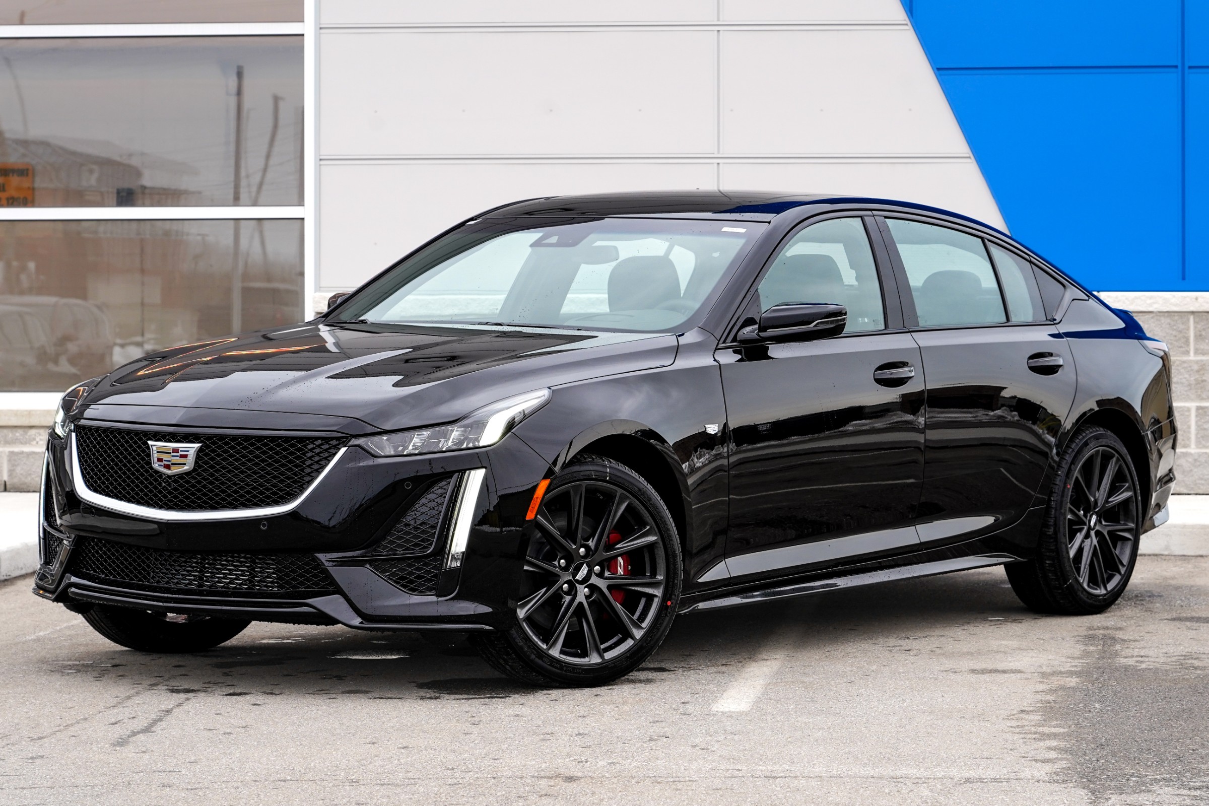 2023 Cadillac CT5 Sport - 11km