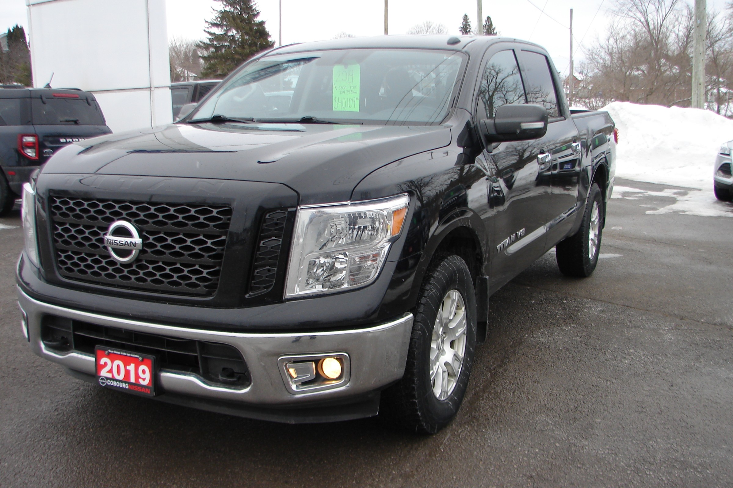 2019 Nissan Titan SV - 123,619km