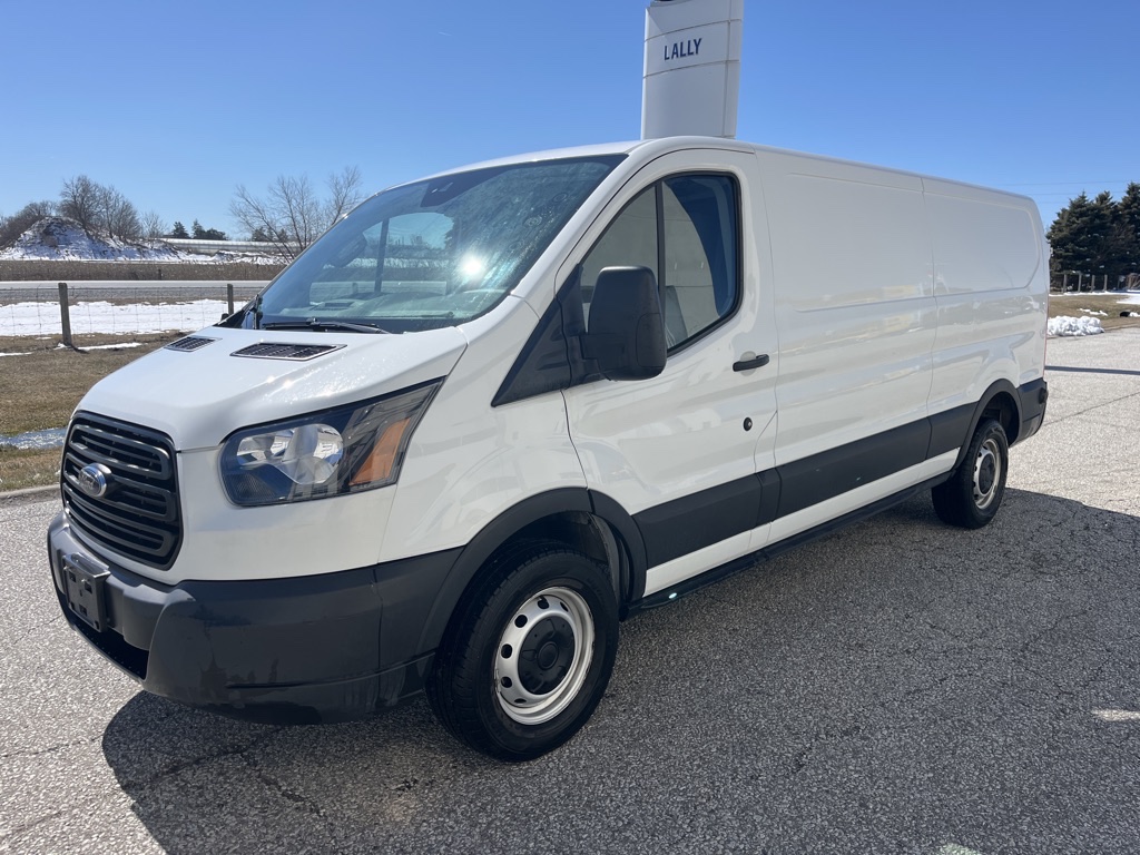 2019 Ford Transit-150  - 30,813km