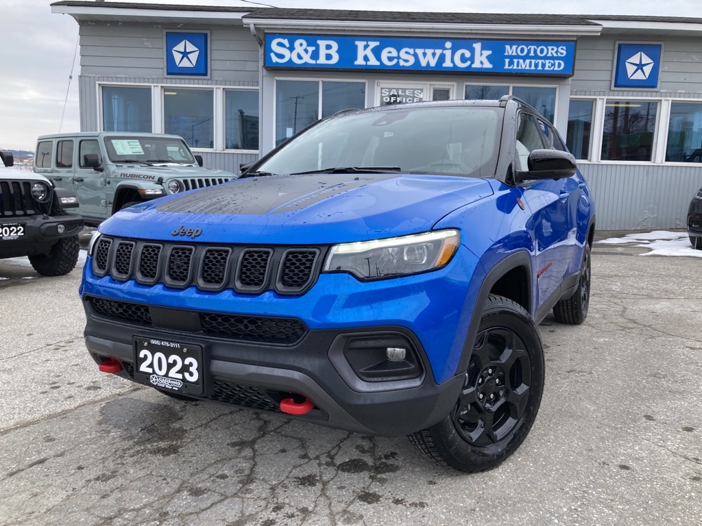 2023 Jeep Compass Trailhawk - 12km