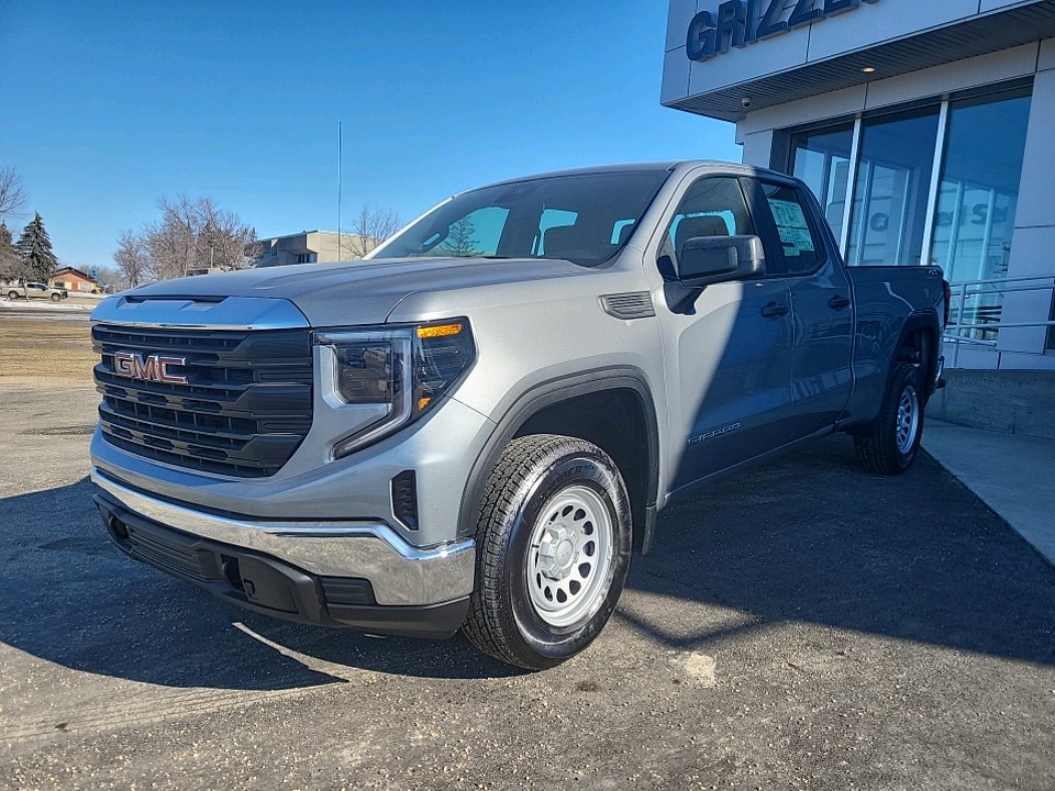 2023 GMC Sierra 1500 Pro - 13,145km