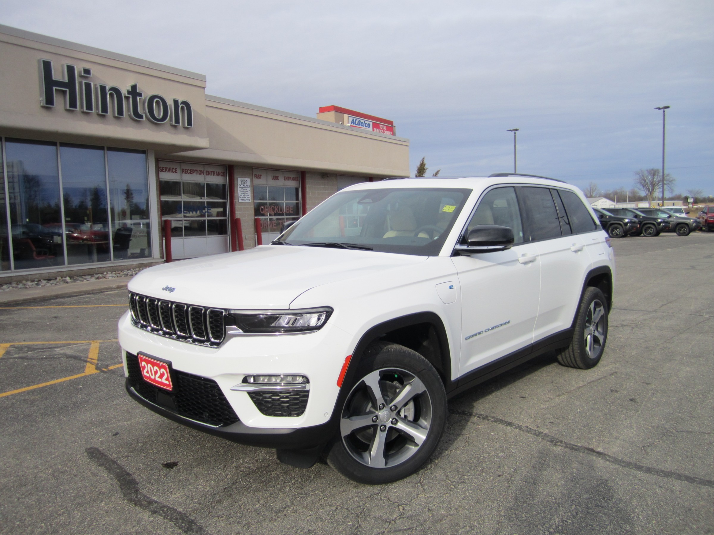 2022 Jeep Grand Cherokee 4xe  - 2km