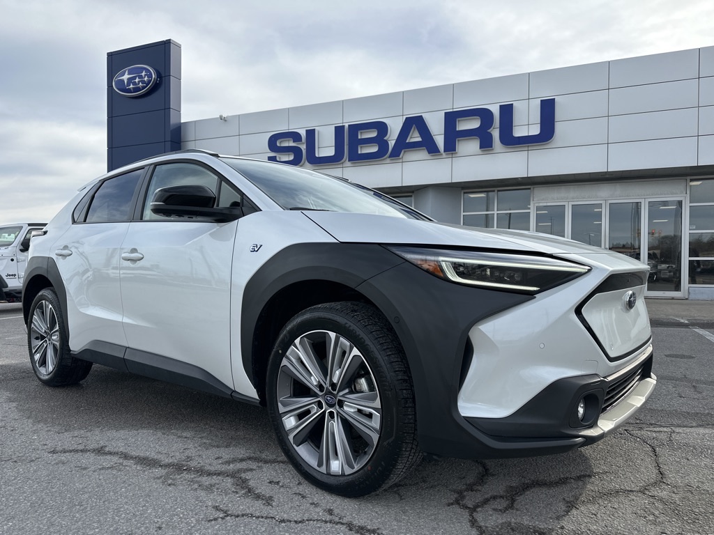 2023 Subaru Solterra Luxury Package - 9,824km