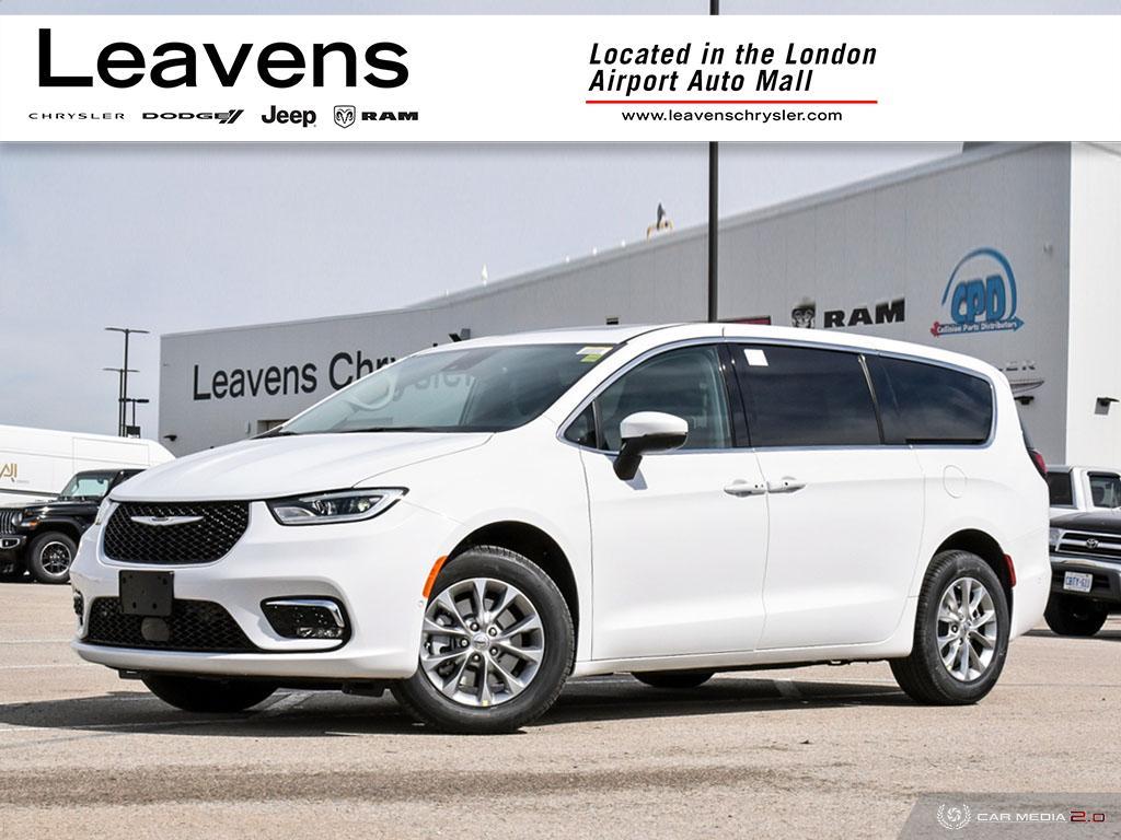 2023 Chrysler Pacifica Touring-L - 90km