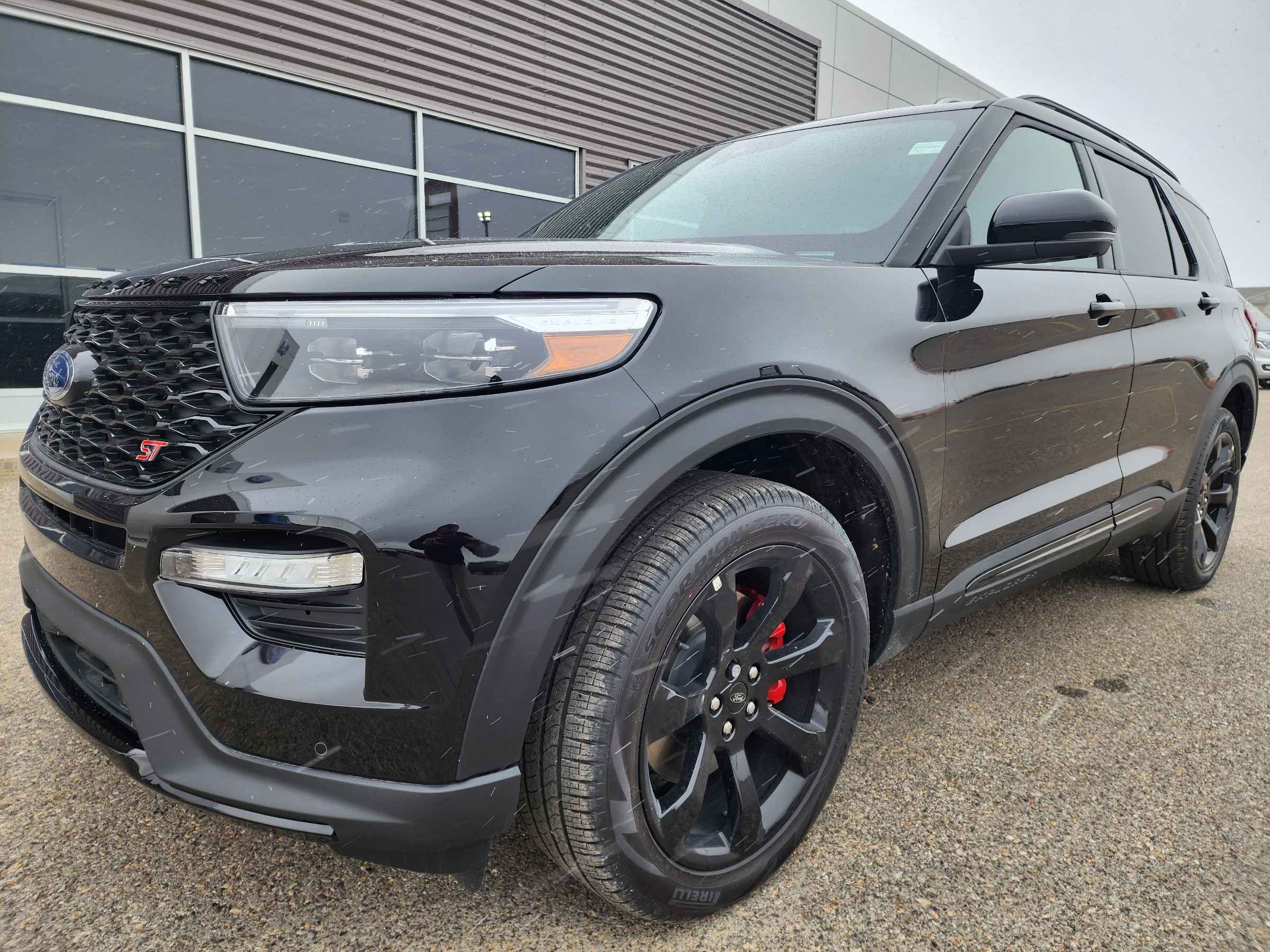 2023 Ford Explorer ST - 36km