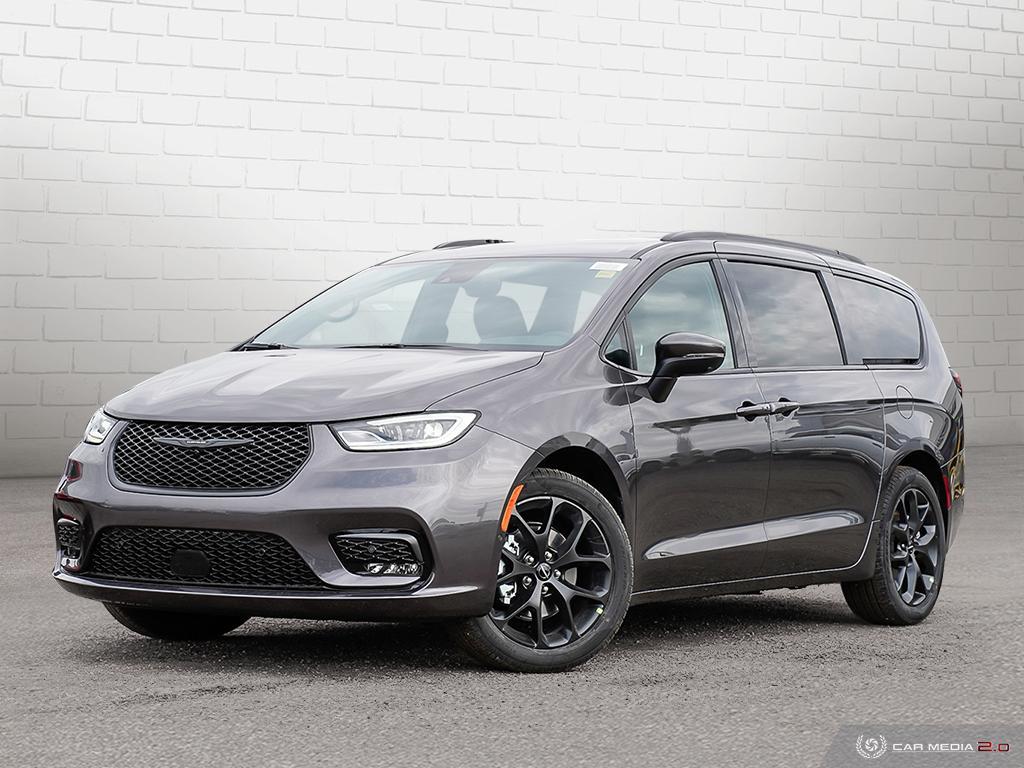 2023 Chrysler Pacifica Touring-L - km