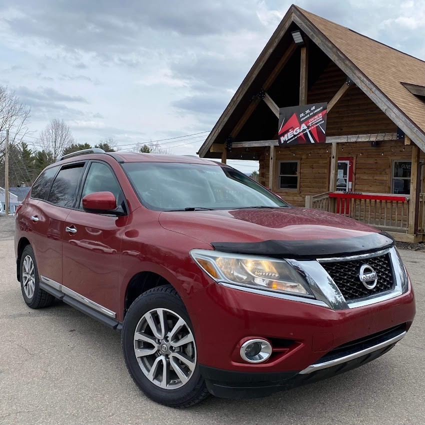 2013 Nissan Pathfinder SL - 128,700km