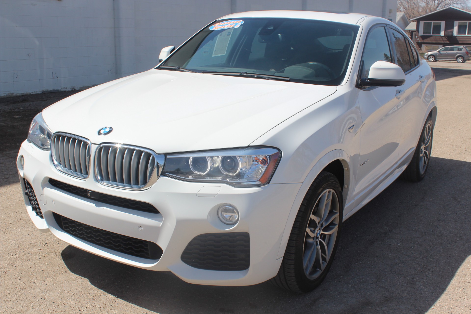 2018 BMW X4 xDrive28i - 85,300km