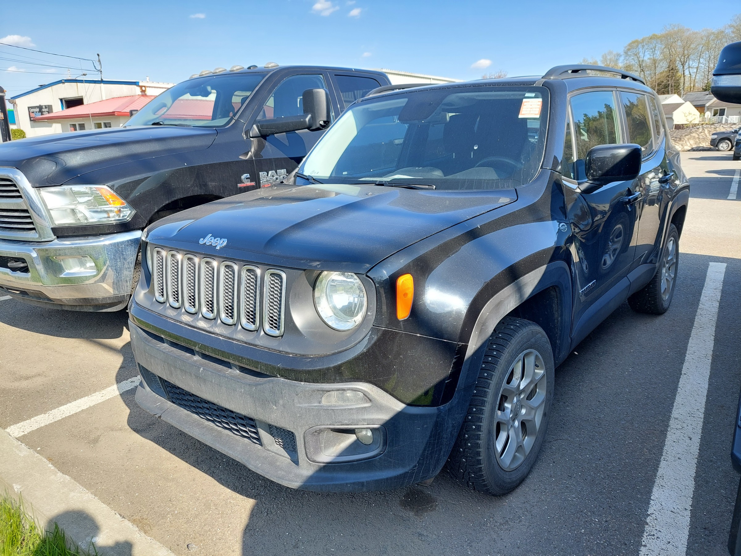2015 Jeep Renegade North - 90,000km