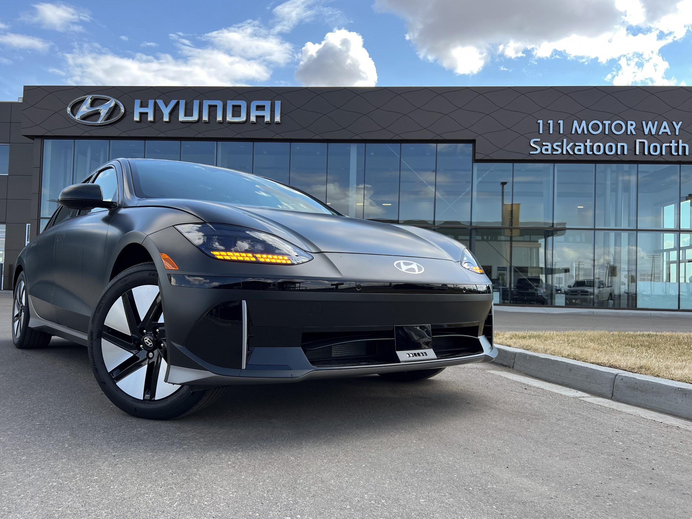 2023 Hyundai IONIQ 6 Preferred Long Range - 18km