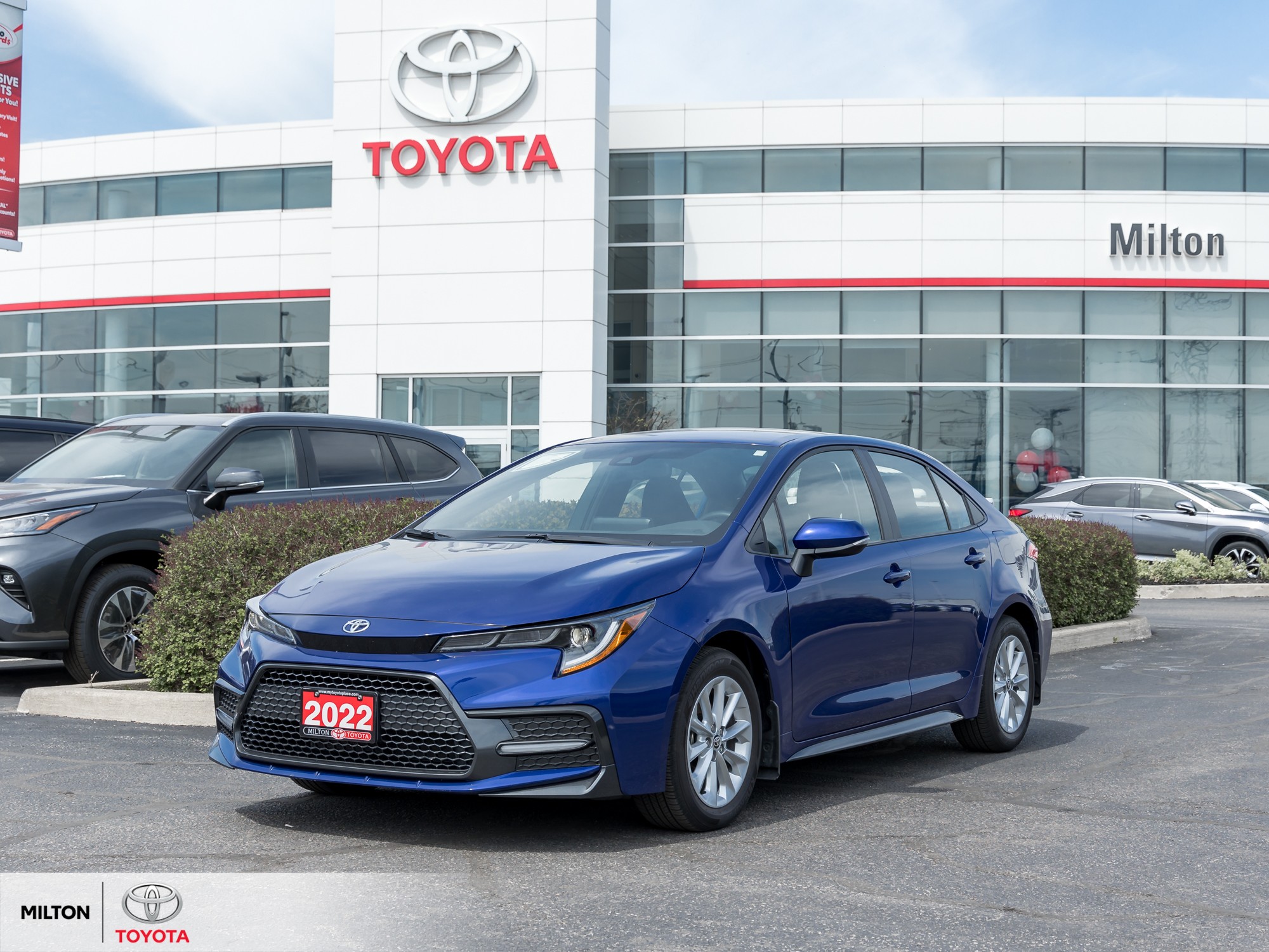 2022 Toyota Corolla SE - 15,339km