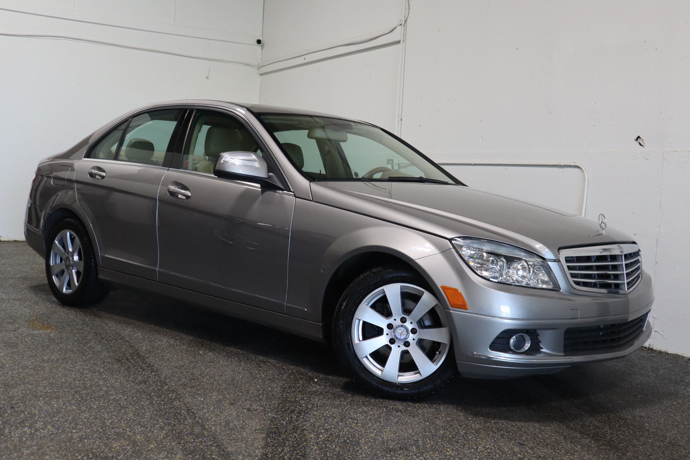 2008 Mercedes-Benz C-Class  - 122,556km