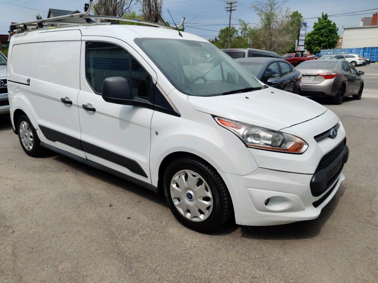 2017 Ford Transit Connect XLT - 160,147km