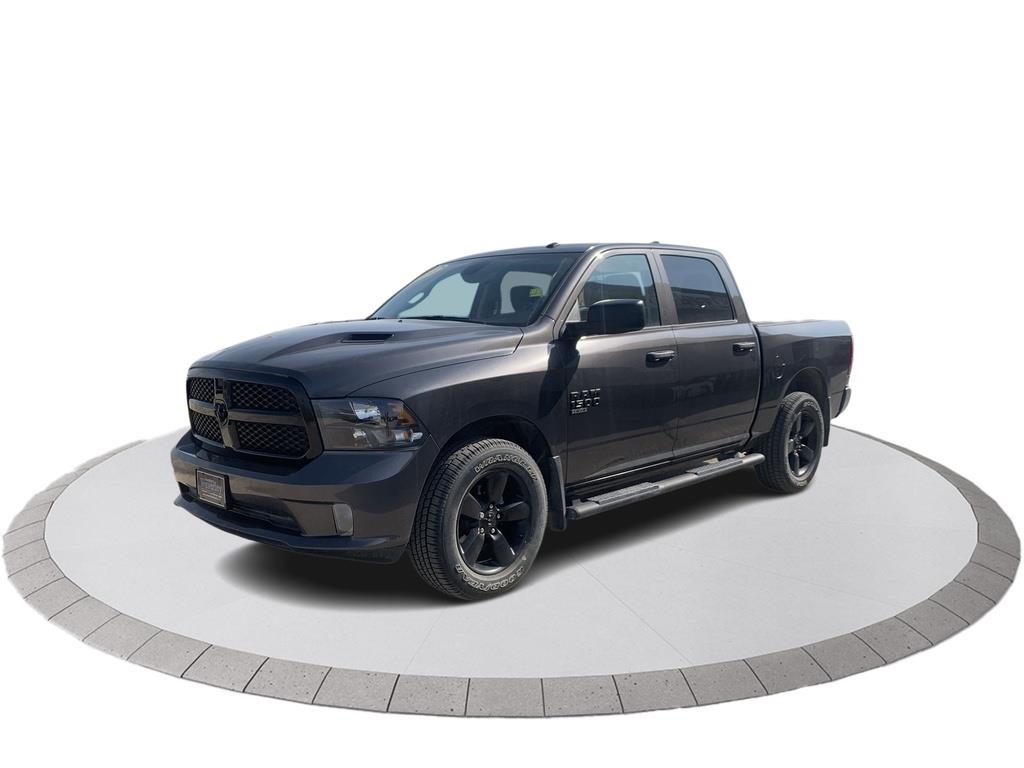 2022 RAM 1500 Classic Tradesman - 2,602km