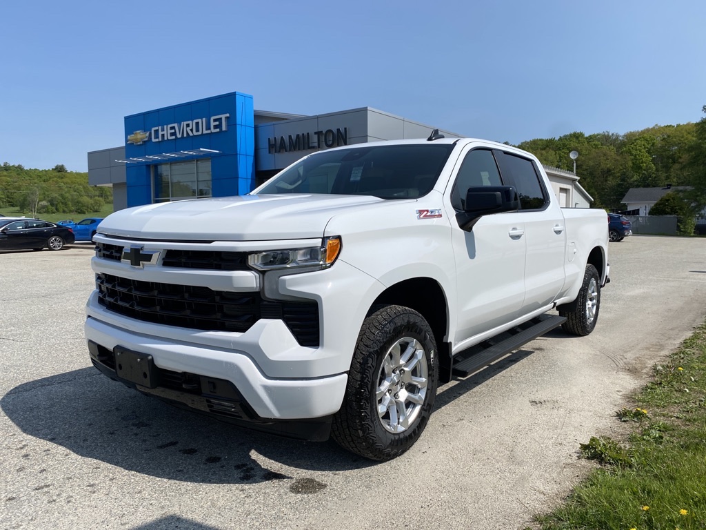 2023 Chevrolet Silverado 1500 RST - 100km