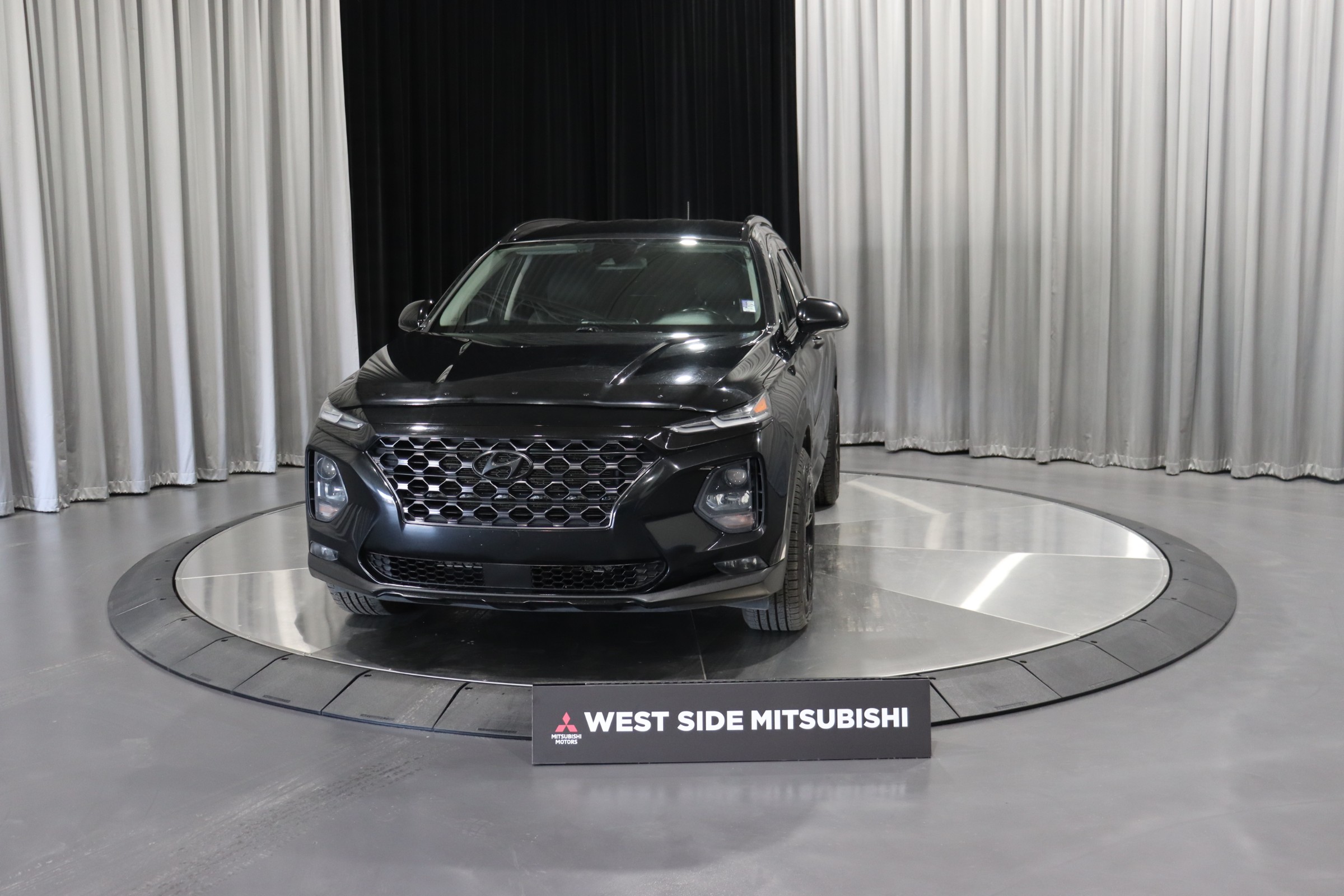 2019 Hyundai Santa Fe ESSENTIAL - 190,206km