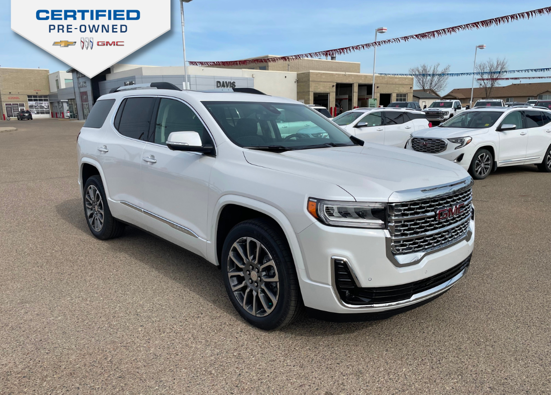 2022 GMC Acadia Denali - 17,218km