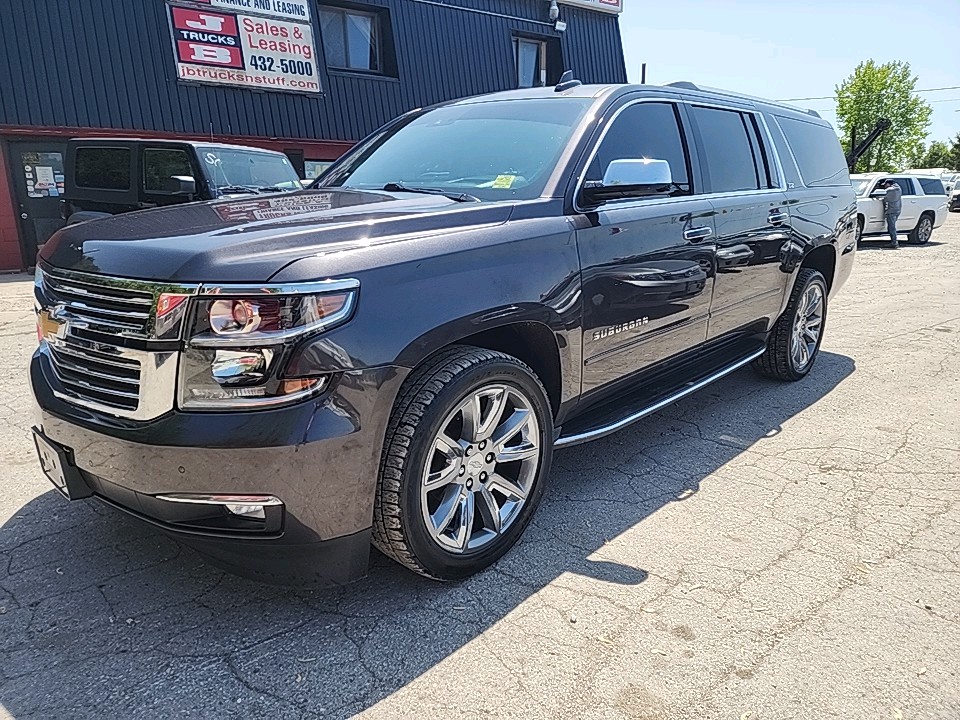 2016 Chevrolet Suburban LTZ - 199,865km