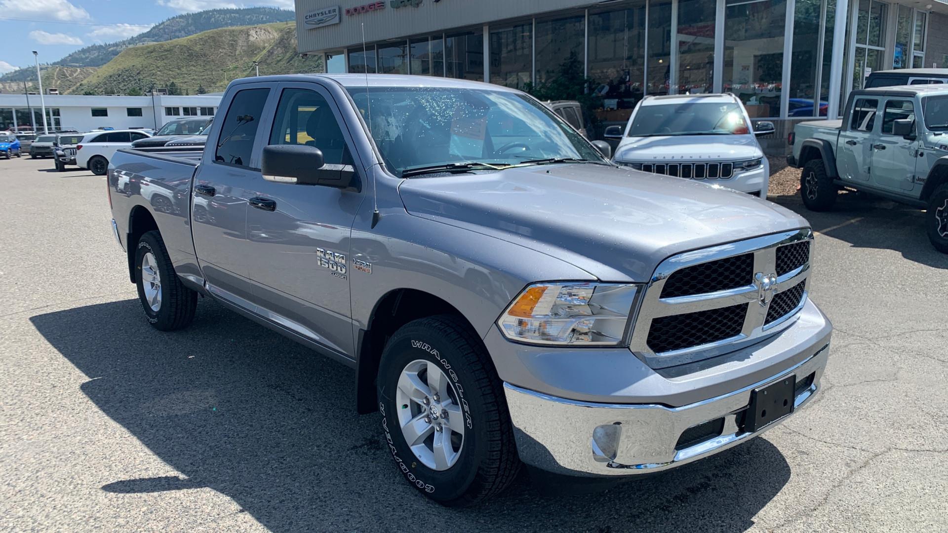 2023 RAM 1500 Classic SLT - 60km