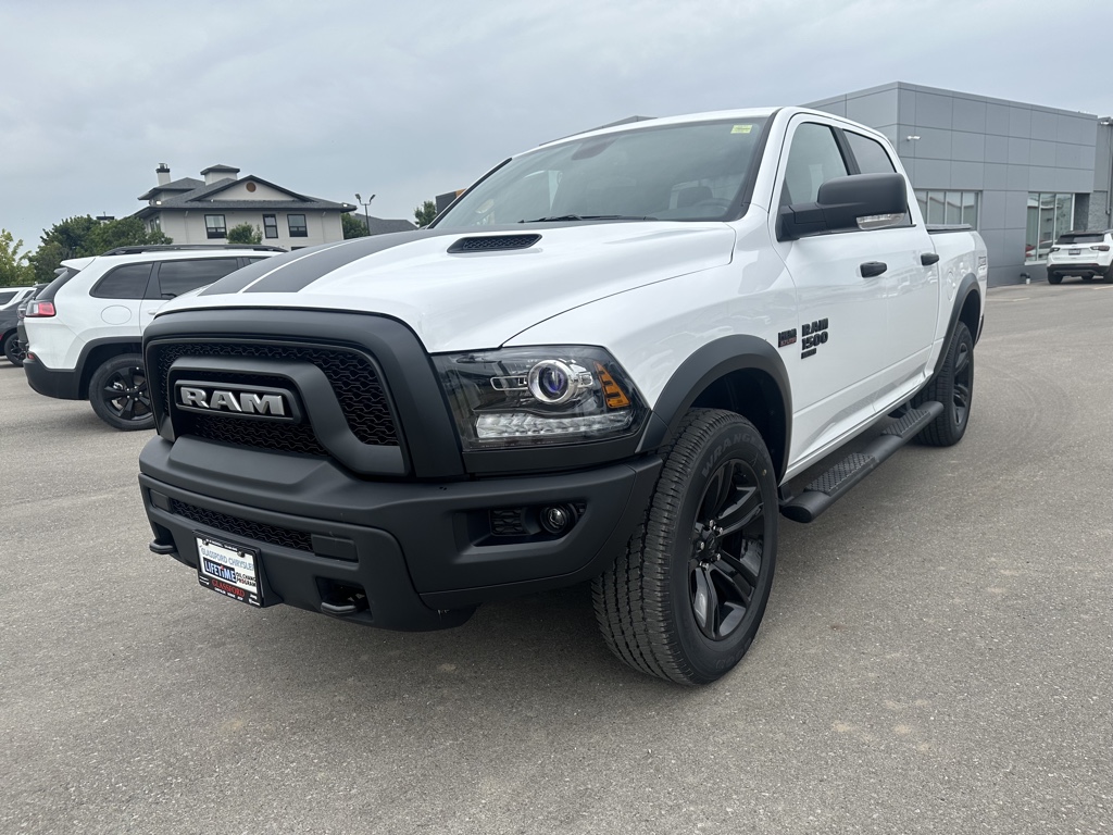 2023 RAM 1500 Classic SLT - km