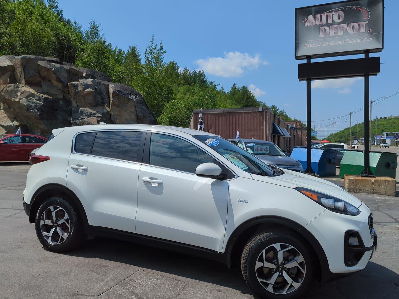 2021 Kia Sportage LX - 71,671km