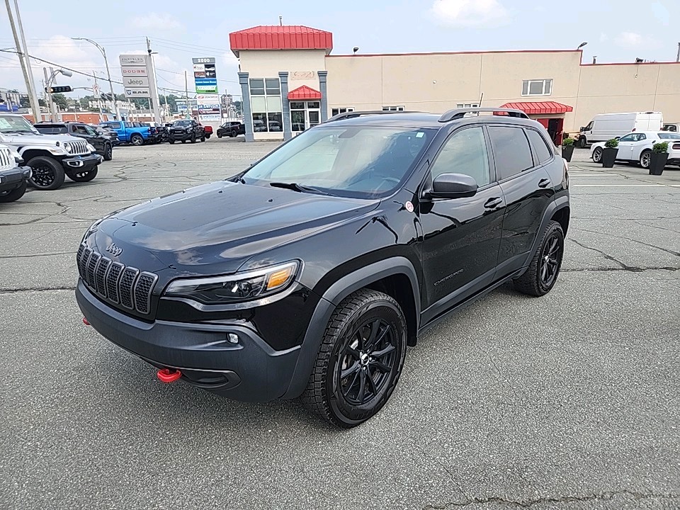 2019 Jeep Cherokee Trailhawk - 133,369km
