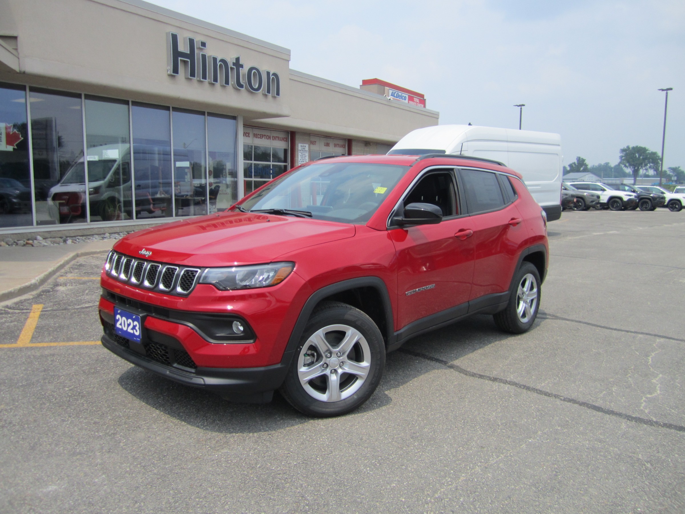 Hinton Dodge New & Used Dodge, Chrysler, Jeep Dealer Perth, ON.