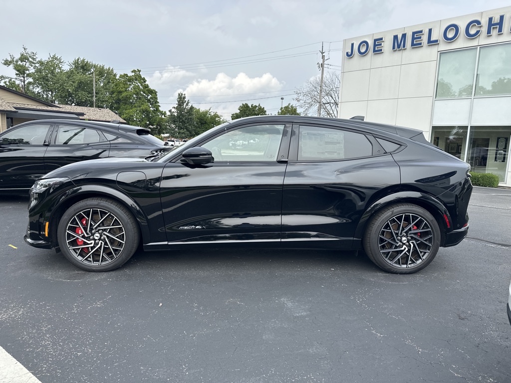 2022 Ford Mustang Mach-E