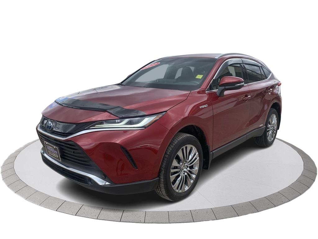 2021 Toyota Venza XLE - 1,157km
