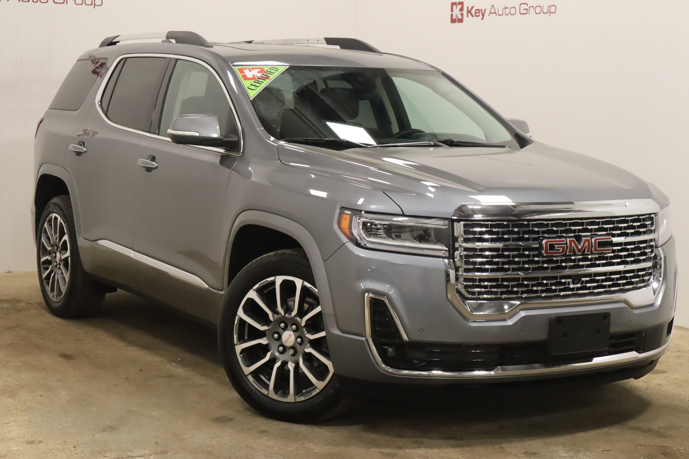 2022 GMC Acadia Denali - 20,756km