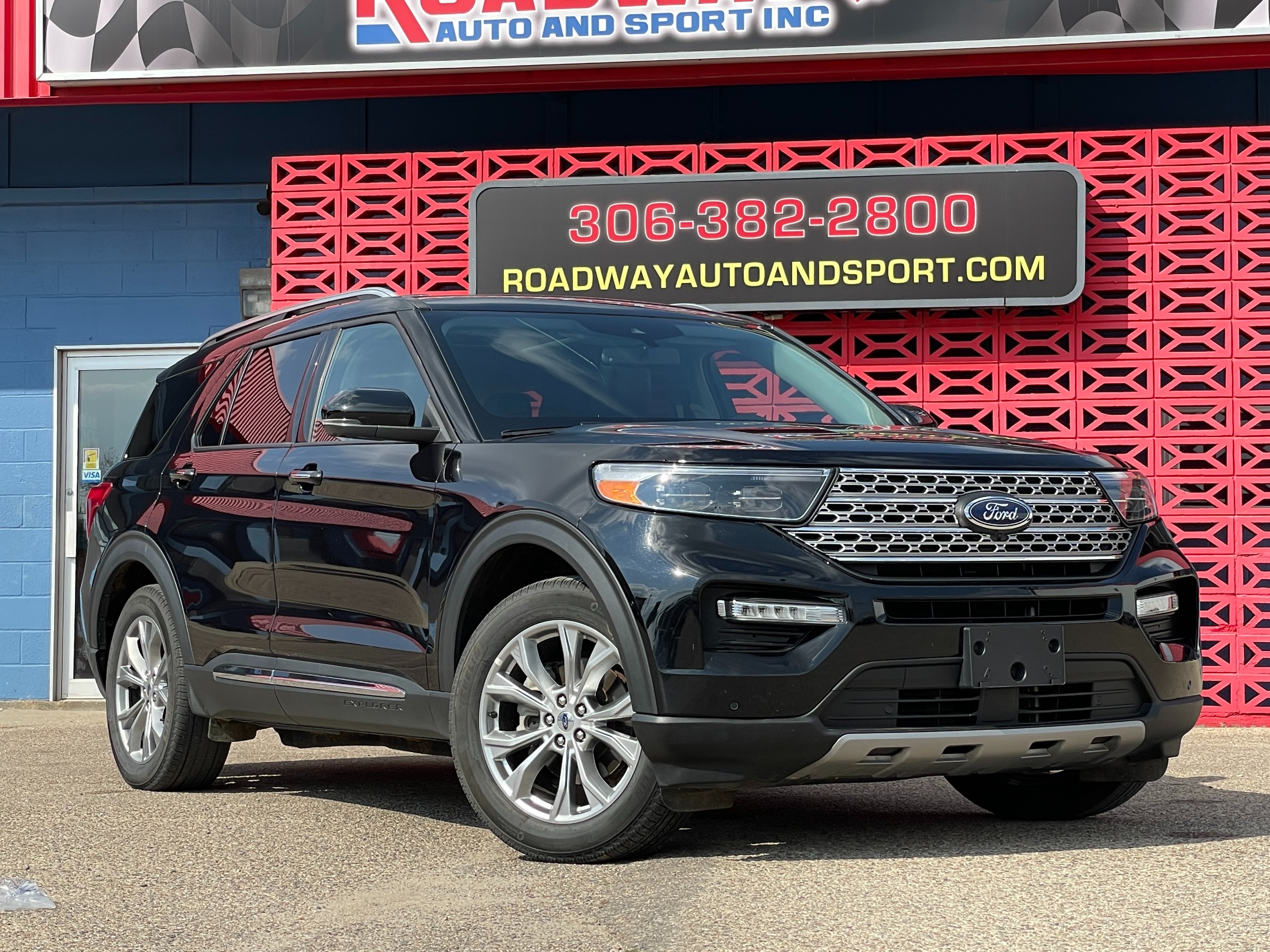 2022 Ford Explorer Limited - 53,856km
