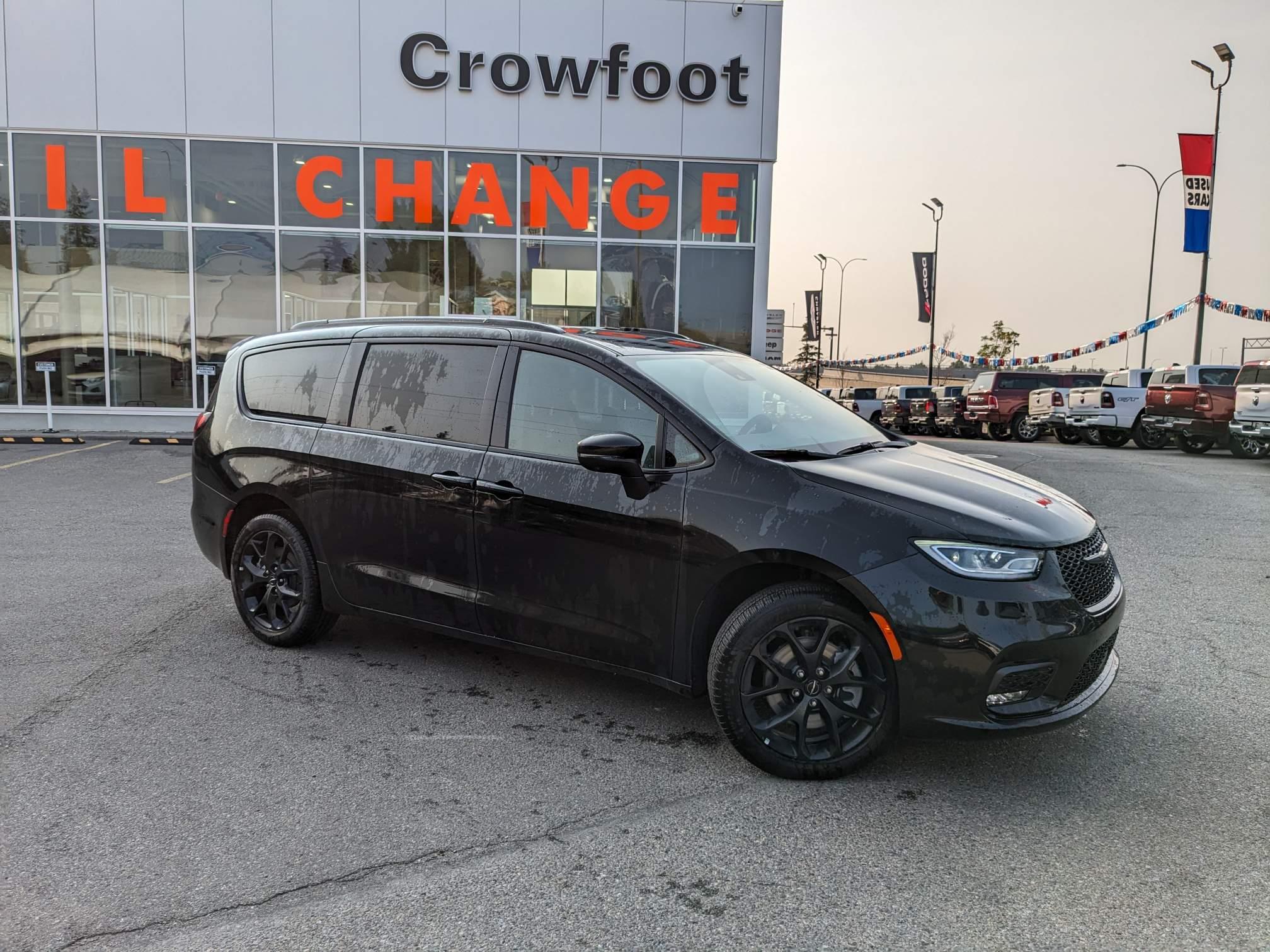 2023 Chrysler Pacifica Touring-L - km