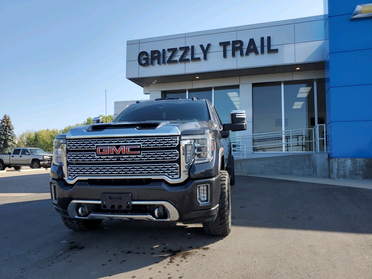 2020 GMC Sierra 3500HD Denali - 67,617km