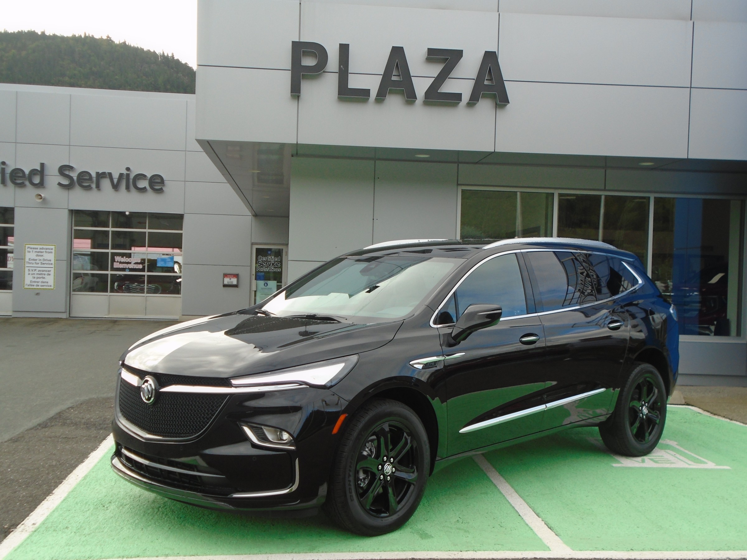 2024 Buick Enclave Essence - 15km