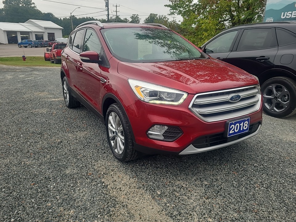 2018 Ford Escape Titanium - 121,414km