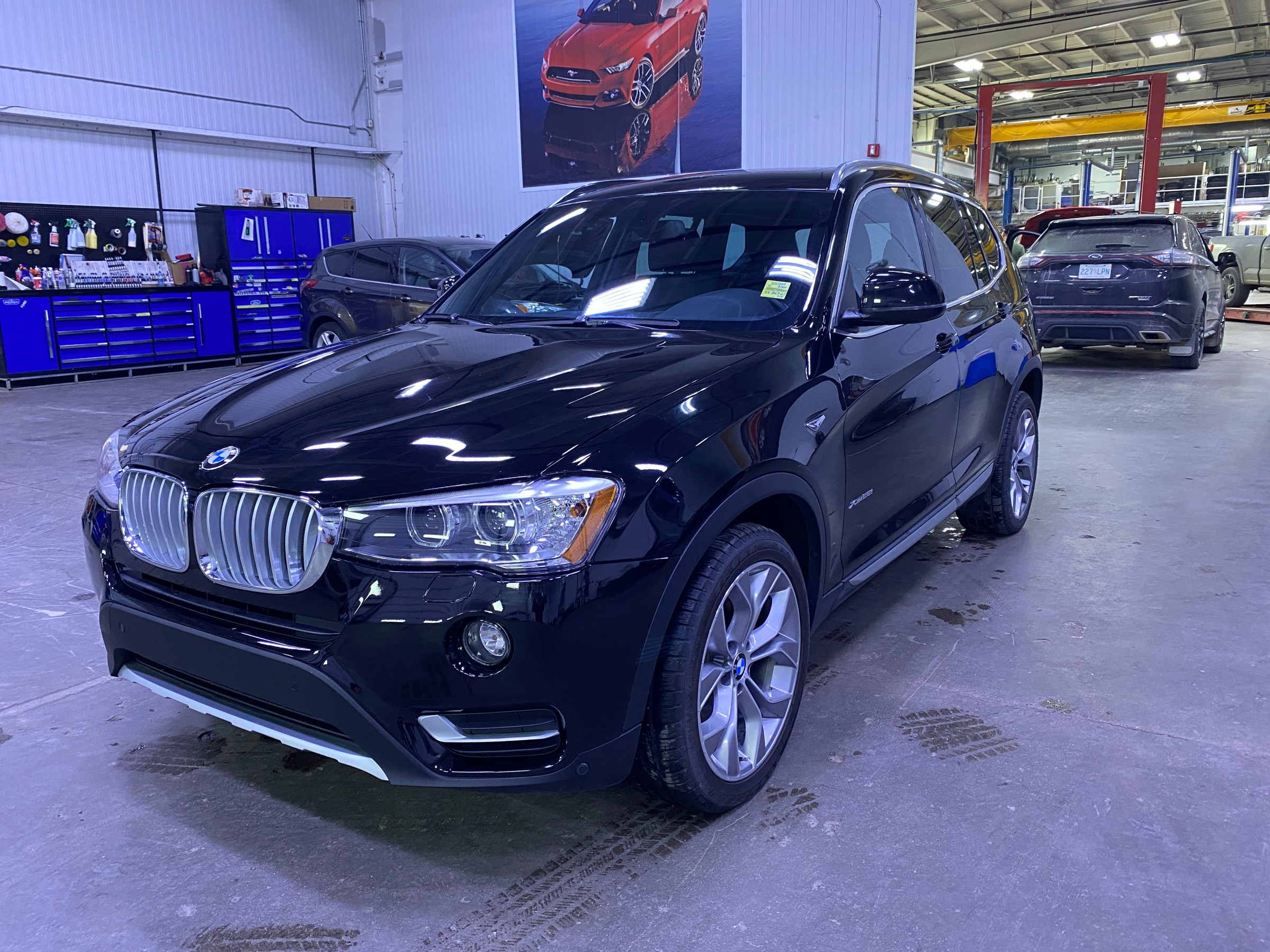 2017 BMW X3 xDrive28i - 114,442km