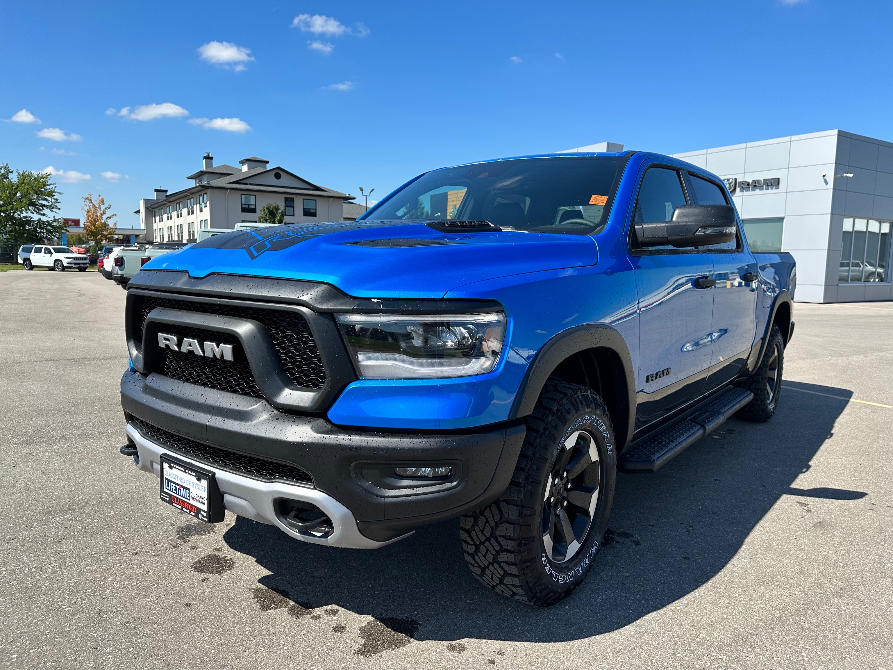 2024 RAM 1500 Rebel - km