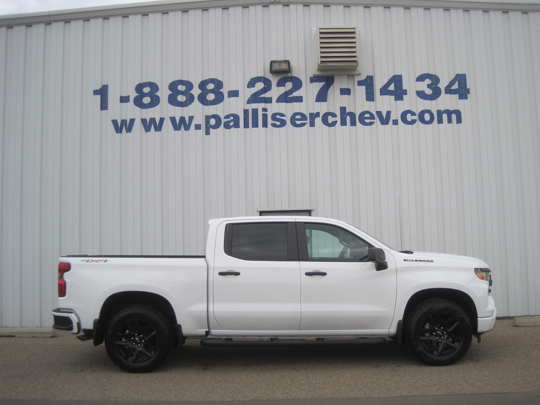 2024 Chevrolet Silverado 1500 Custom - 5km
