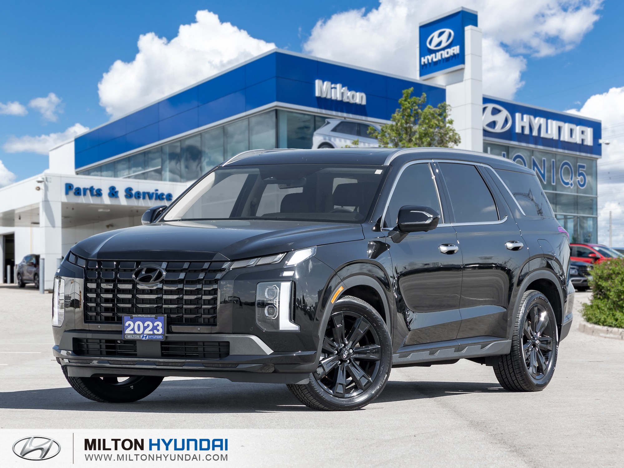2023 Hyundai Palisade Urban 7 Passenger - 13,822km
