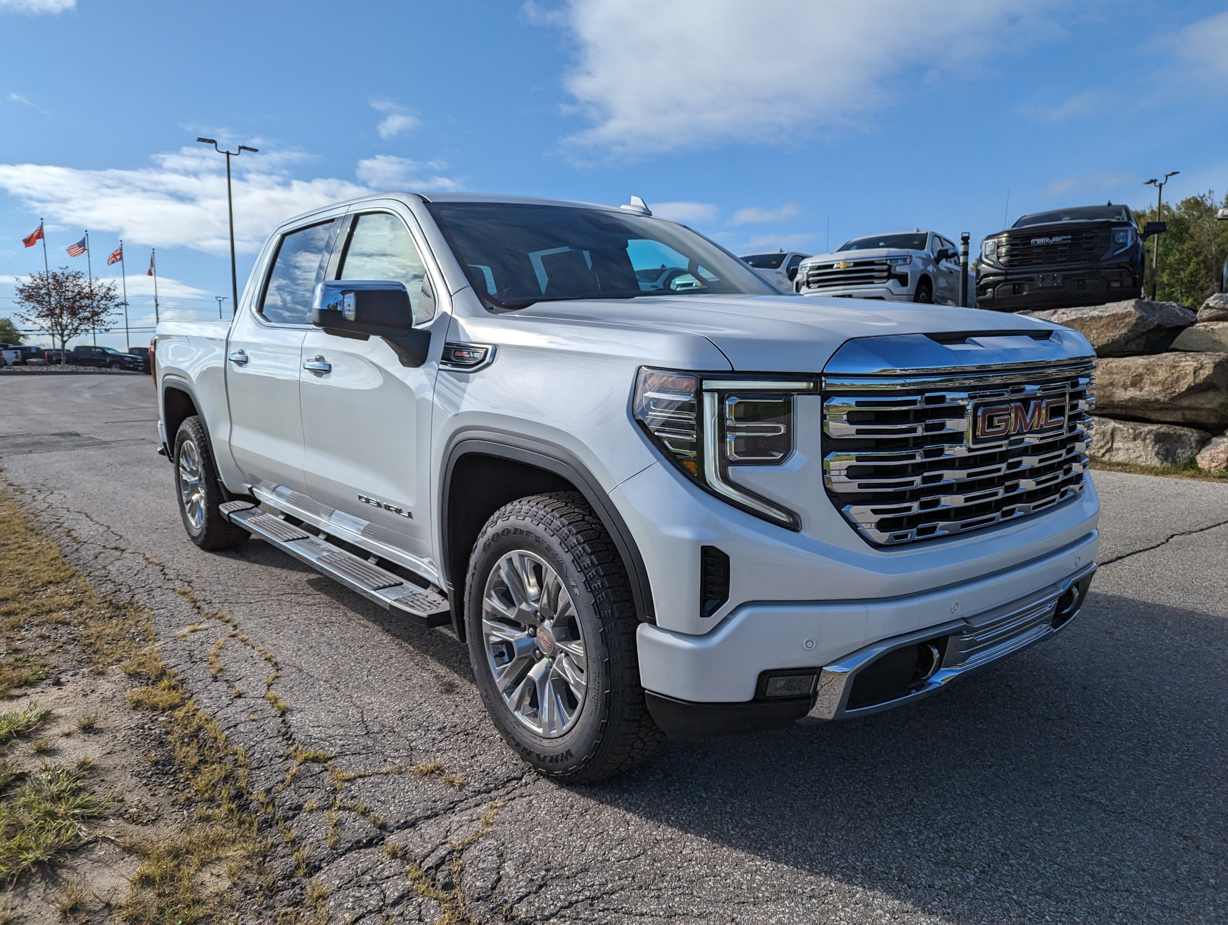 2024 GMC Sierra 1500 Denali - 10km
