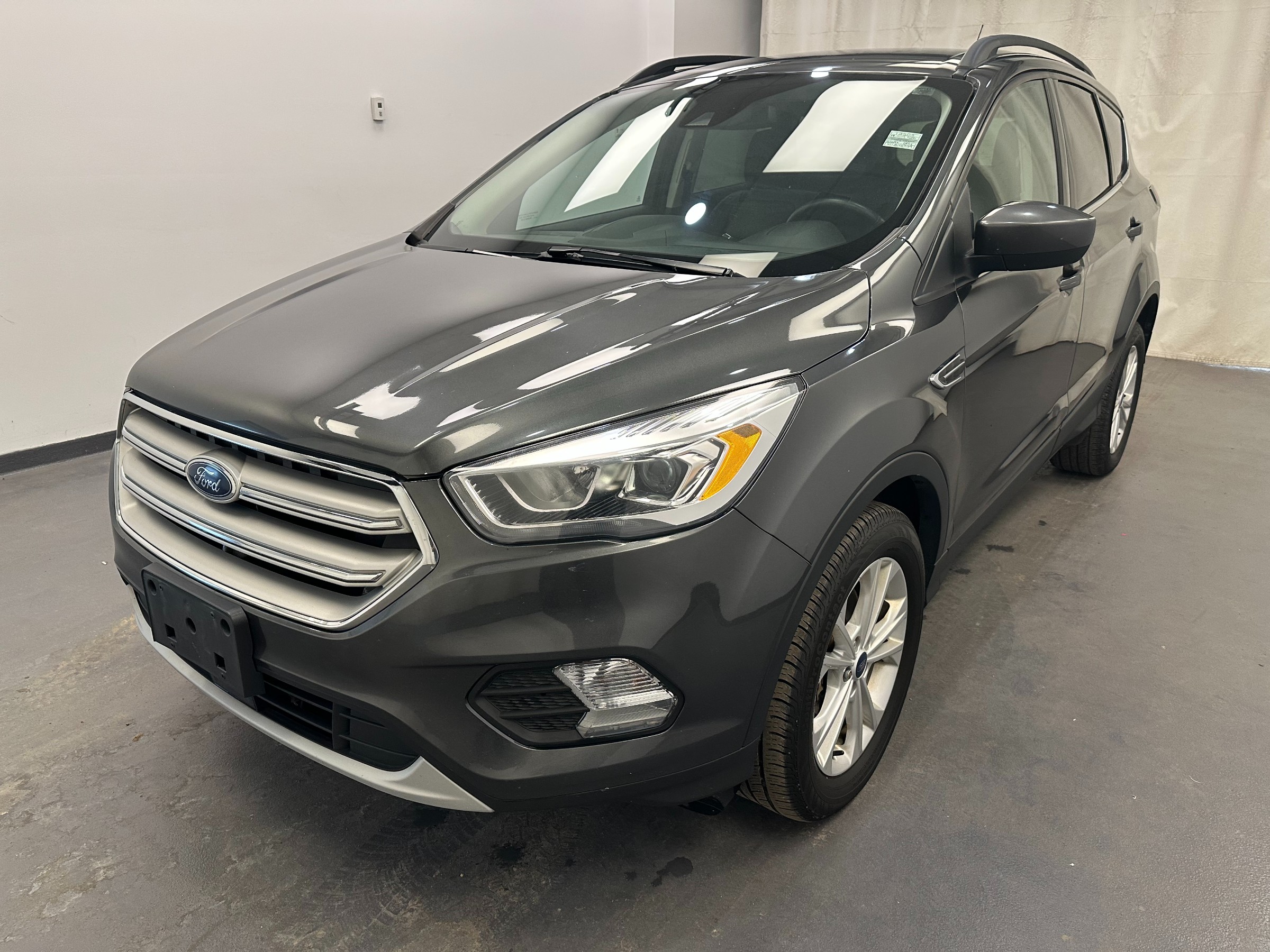 2019 Ford Escape SEL - 171,090km