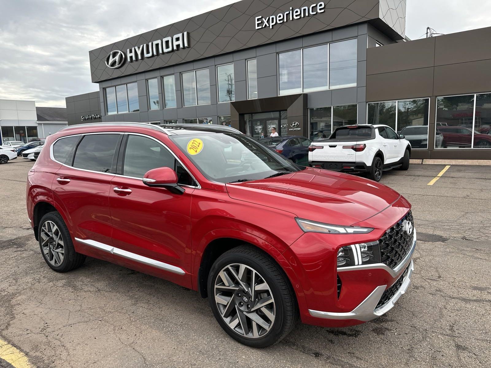 2022 Hyundai Santa Fe Ultimate Calligraphy - 16,632km